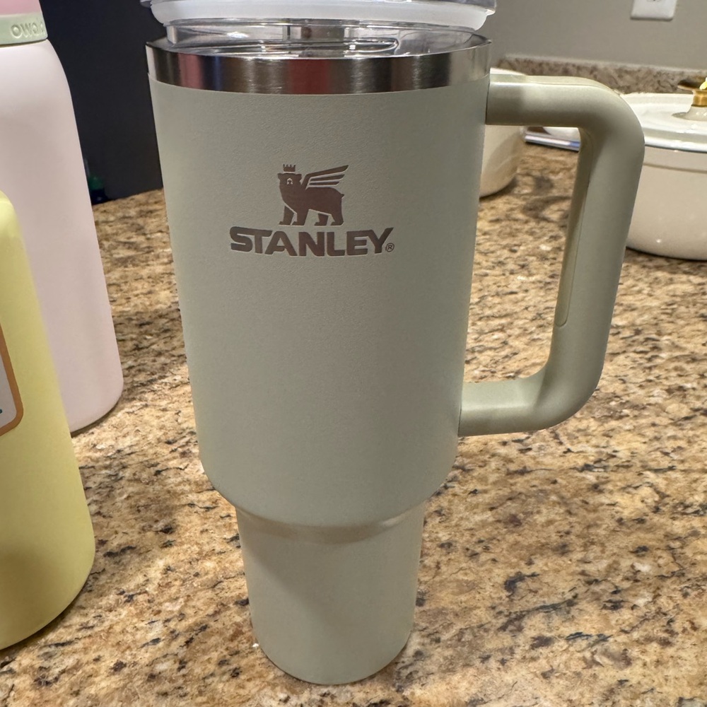 Stanley Green Tumbler with Handle